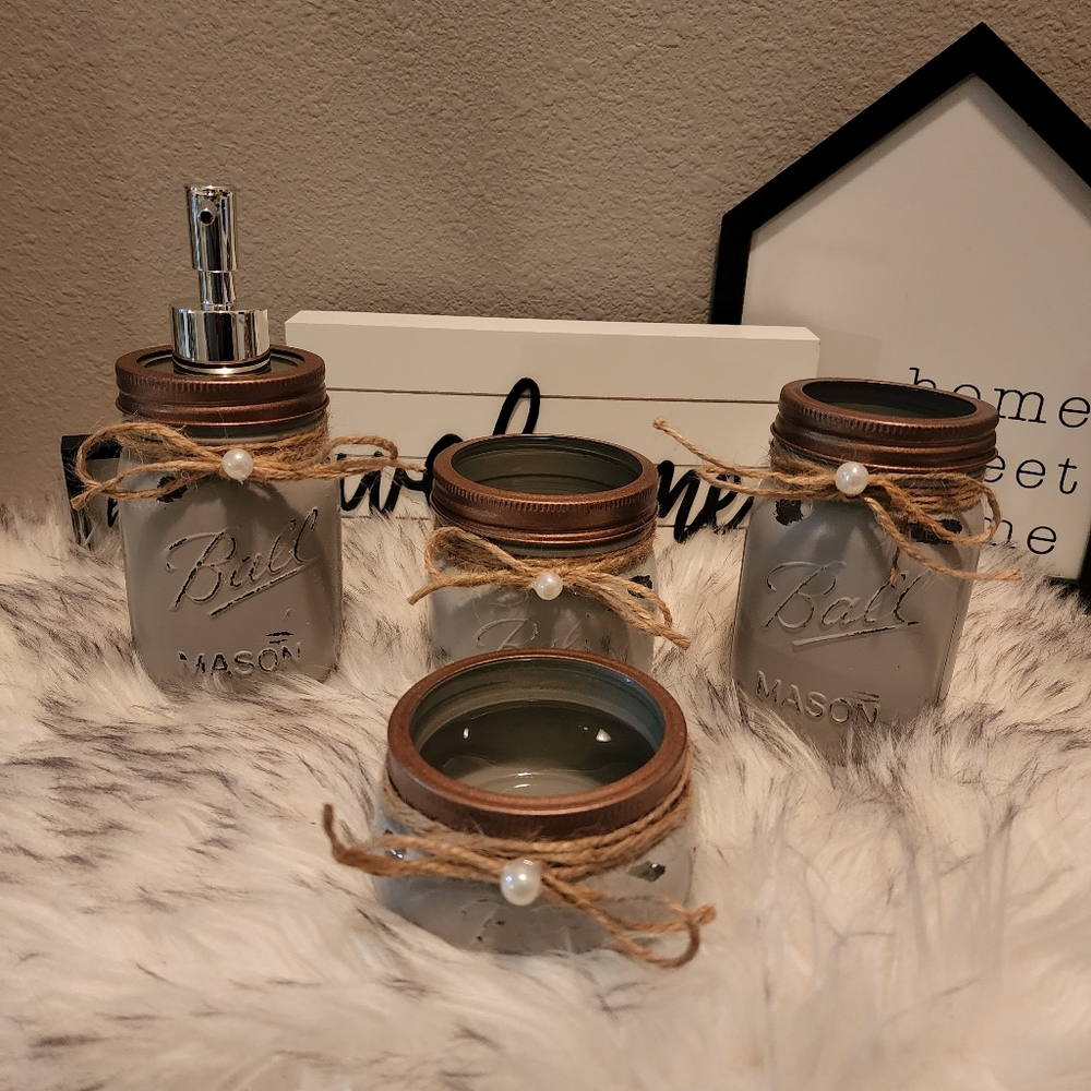 New Bathroom Mason Jar Decor